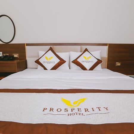 Prosperity Boutique Halong Hotel & Restaurent Ha Long Exteriör bild