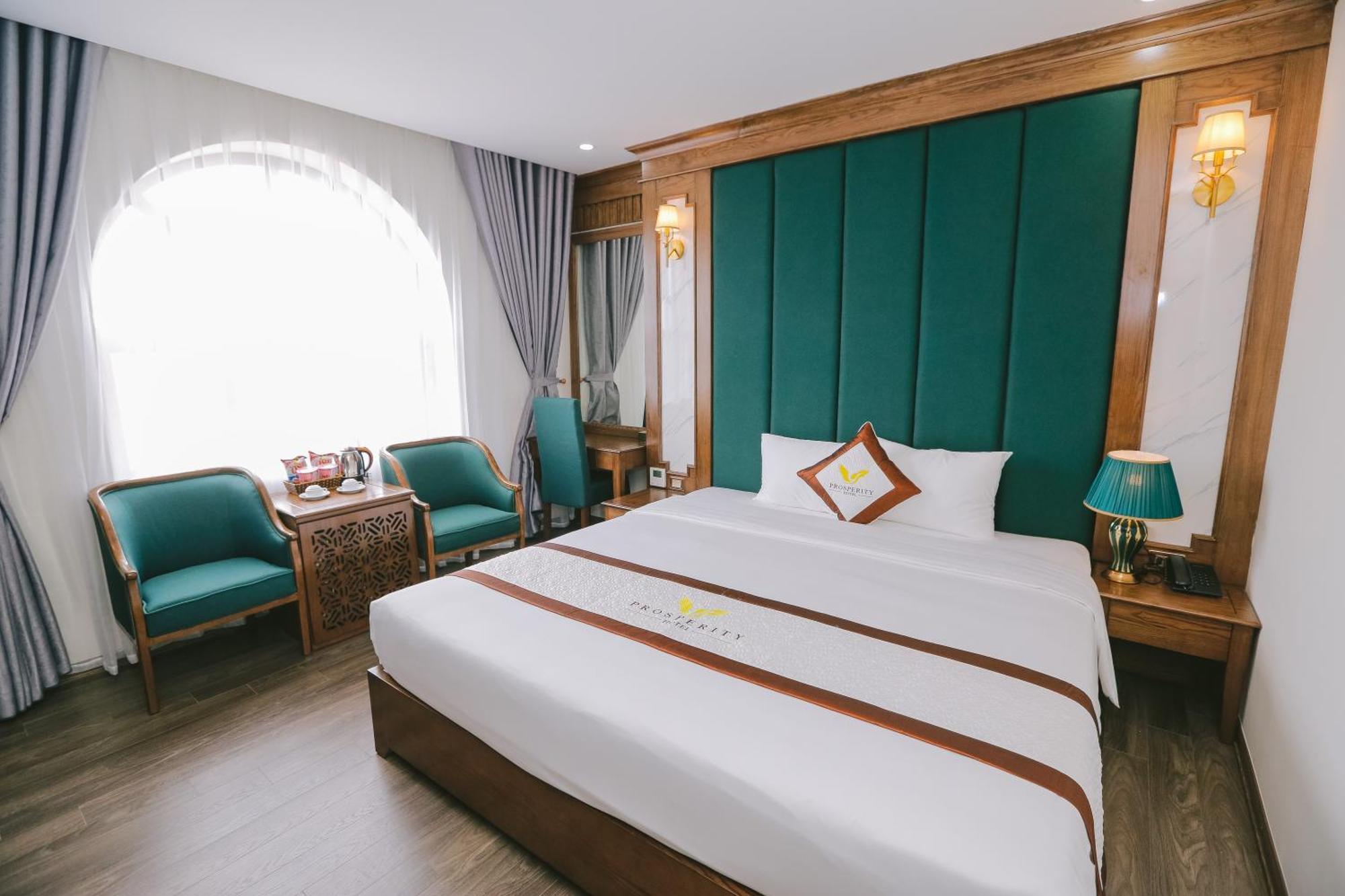 Prosperity Boutique Halong Hotel & Restaurent Ha Long Exteriör bild