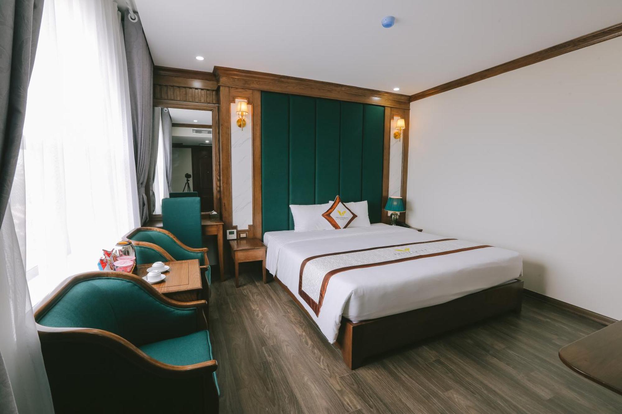 Prosperity Boutique Halong Hotel & Restaurent Ha Long Exteriör bild