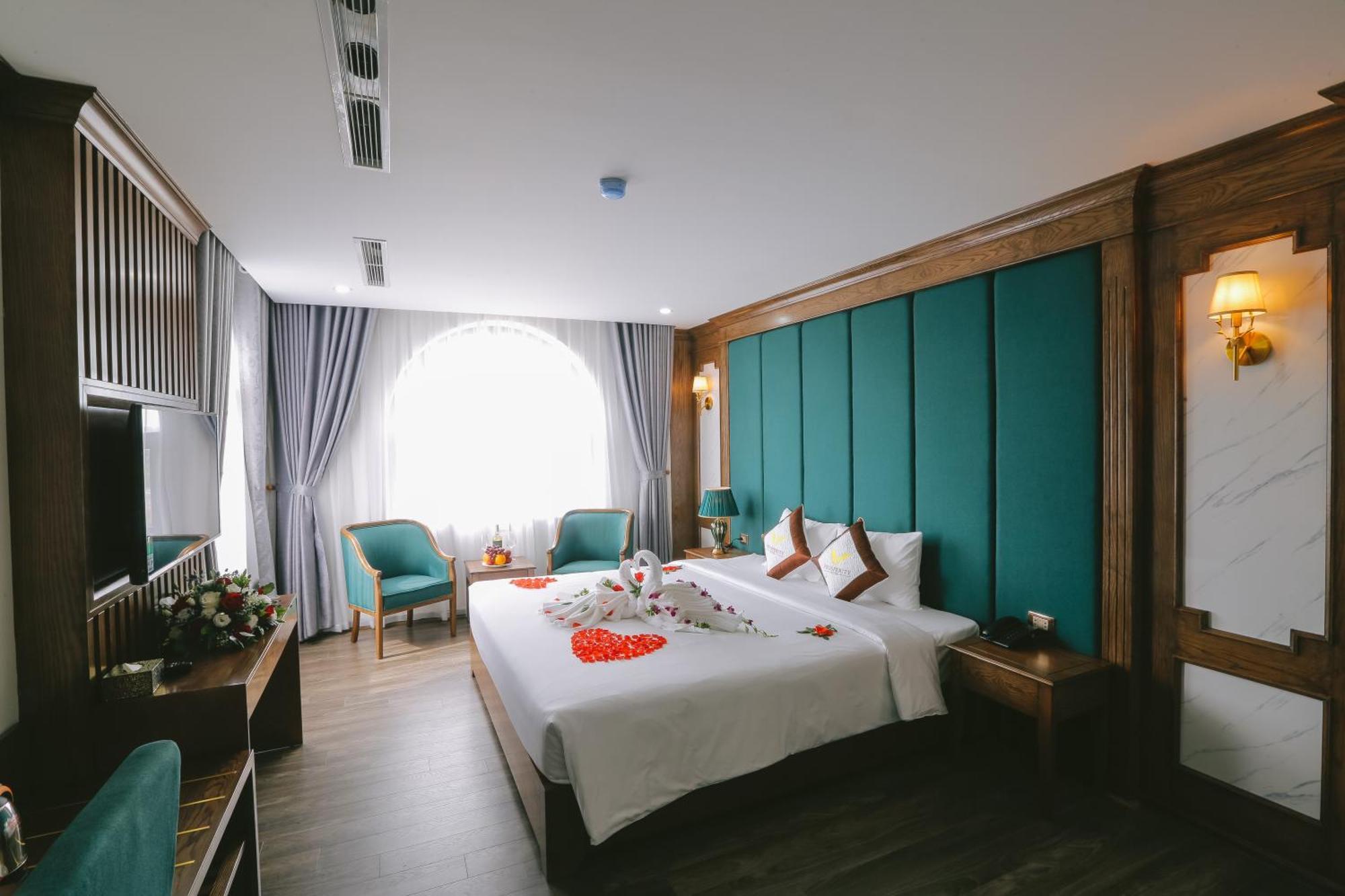 Prosperity Boutique Halong Hotel & Restaurent Ha Long Exteriör bild